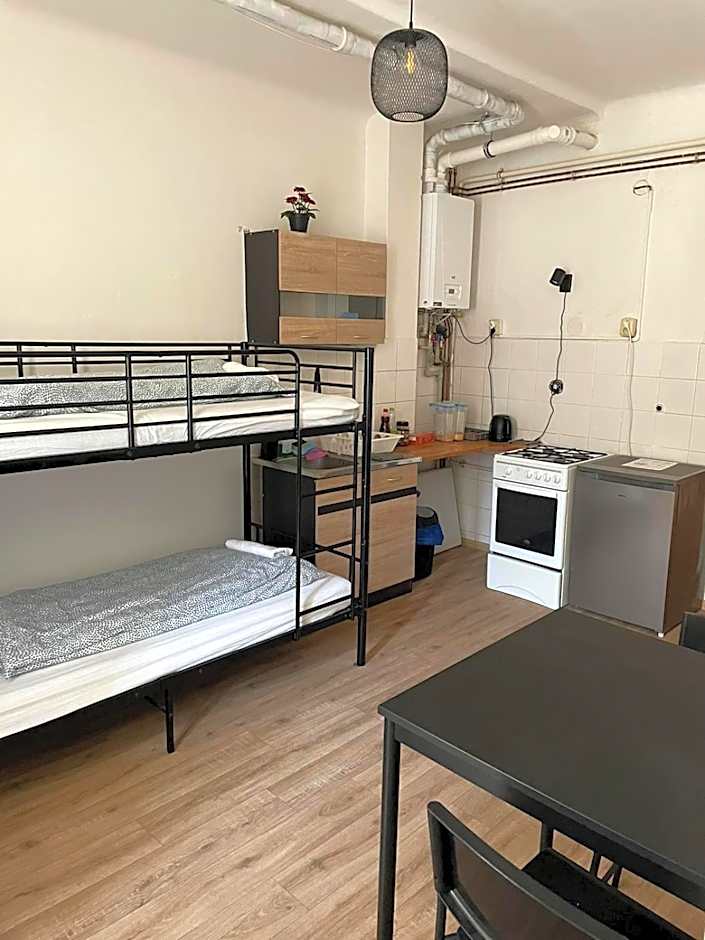 Black Style ROOMS Moravske namesti