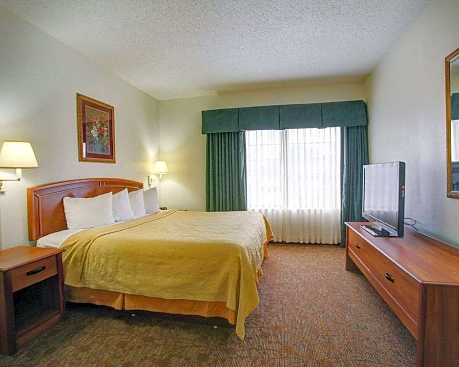 Garner Hotel Del Valle - Austin Southeast by IHG