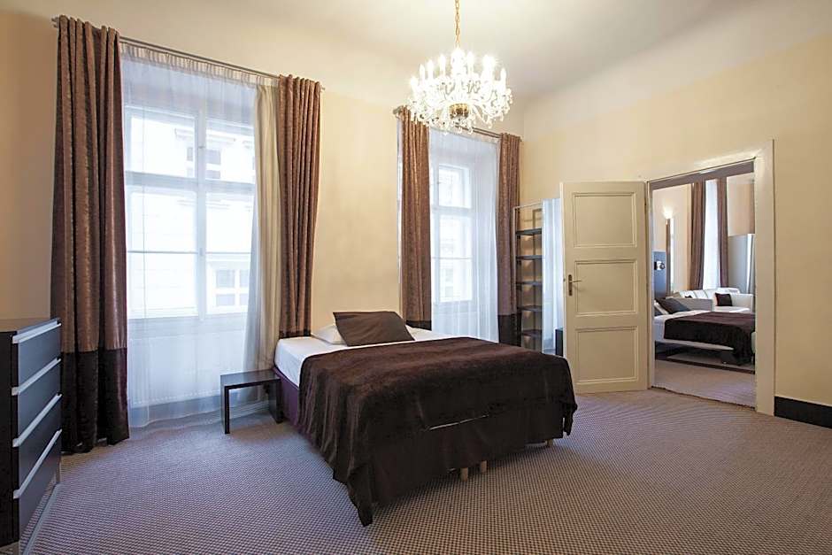 Old Town Square Residence by Emblem