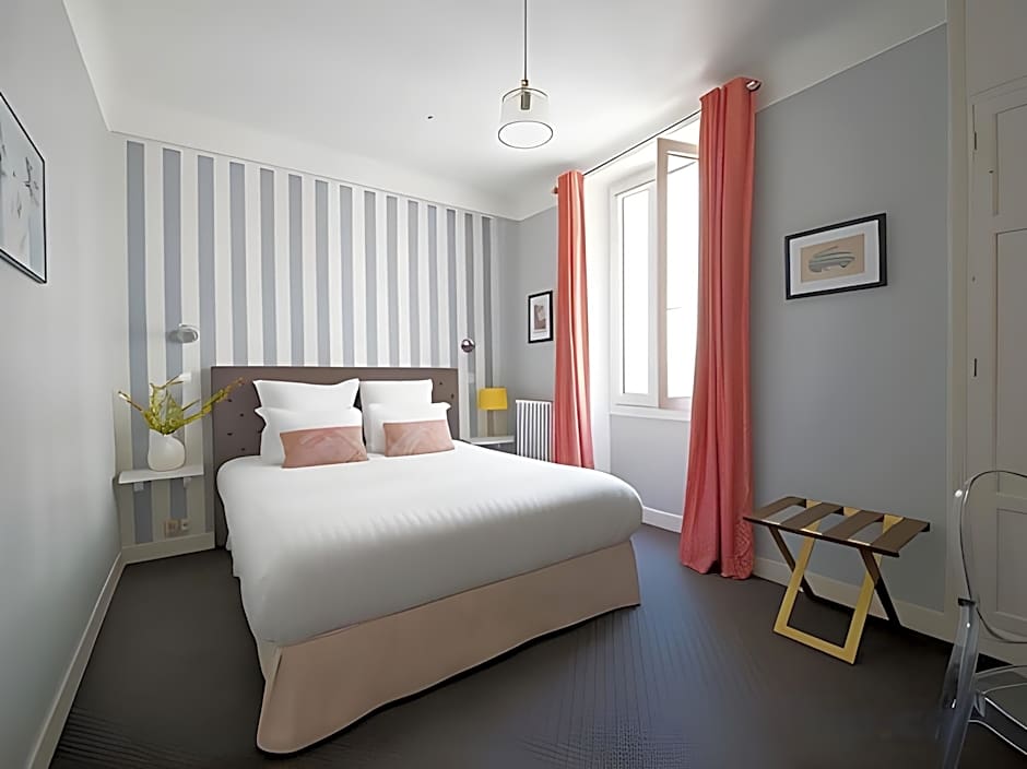 Hotel Des Batignolles