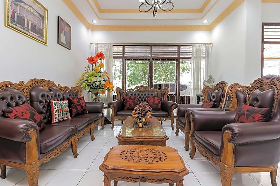 RedDoorz near Sam Ratulangi Airport Manado