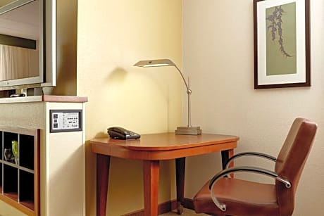 Double Room with Two Double Beds and Accessible Tub - Disability Access
