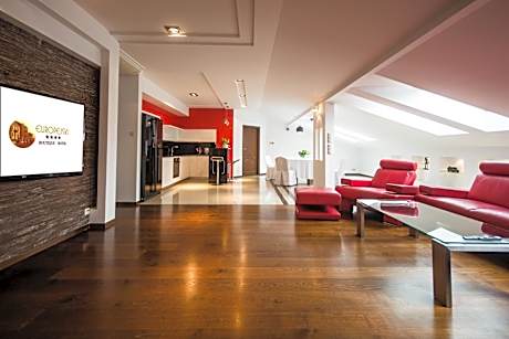 Two-Bedroom Apartment - Penthouse