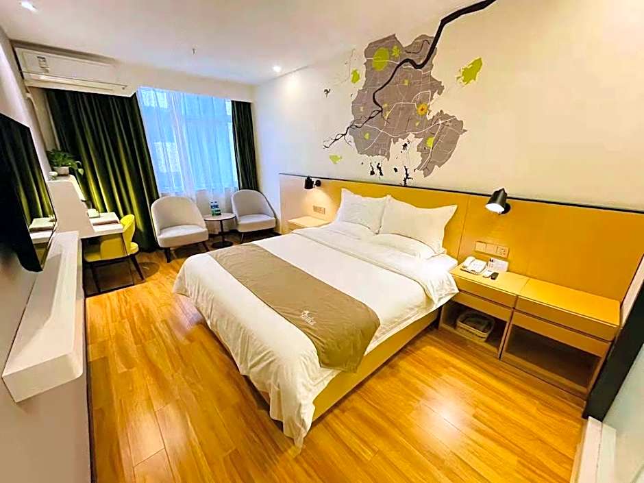 Vatica Suzhou Xiaoxian  Longhu Road Hotel