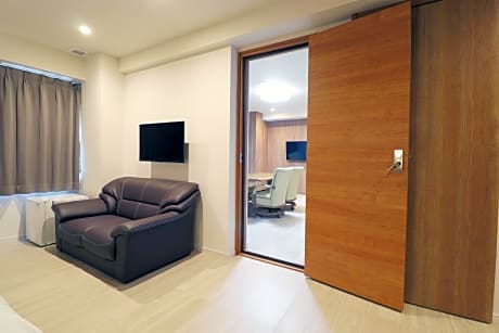 Economy Twin Room - Non-Smoking