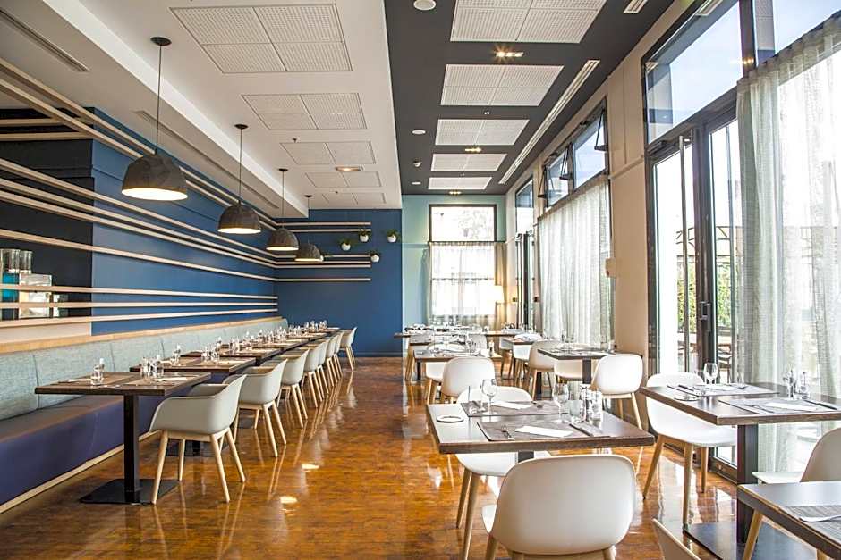 Courtyard by Marriott Paris La Defense West - Colombes