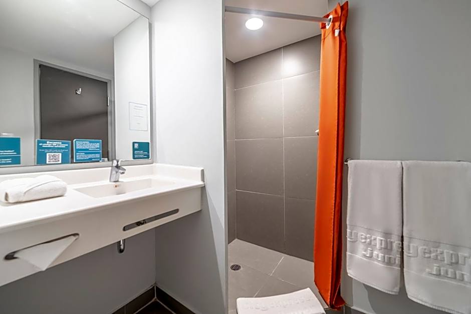 City Express Junior by Marriott Ciudad Del Carmen Aeropuerto