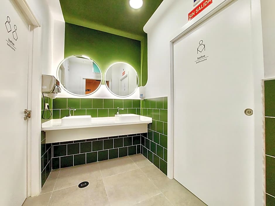 Atypicap Capsule Hostel