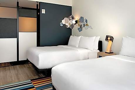 Aloft, Guest room, 2 Double