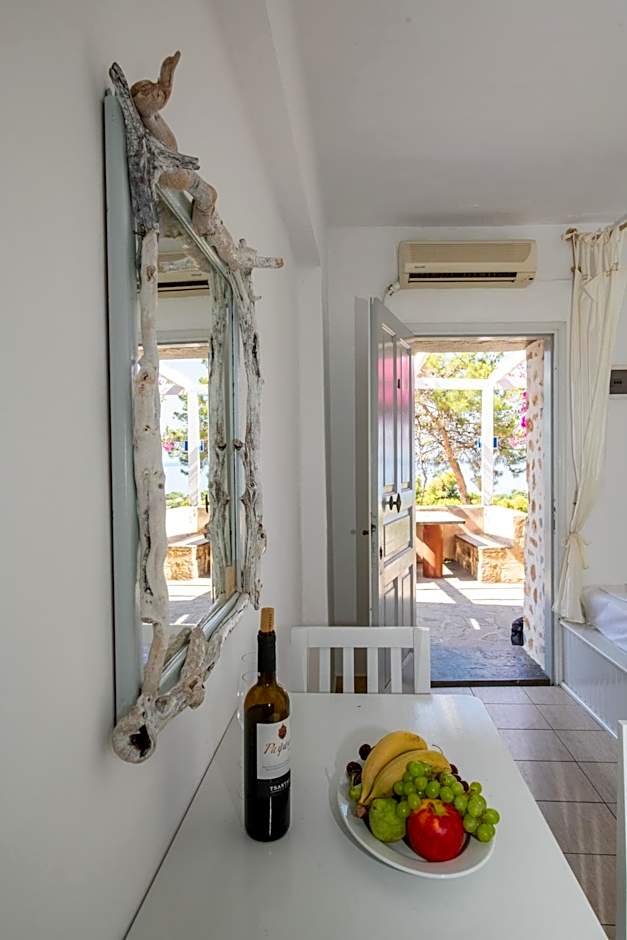 Karpathios Studios Pefkos