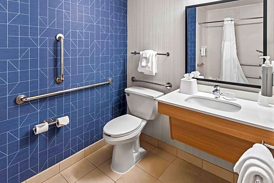 Spark by Hilton Woodbridge