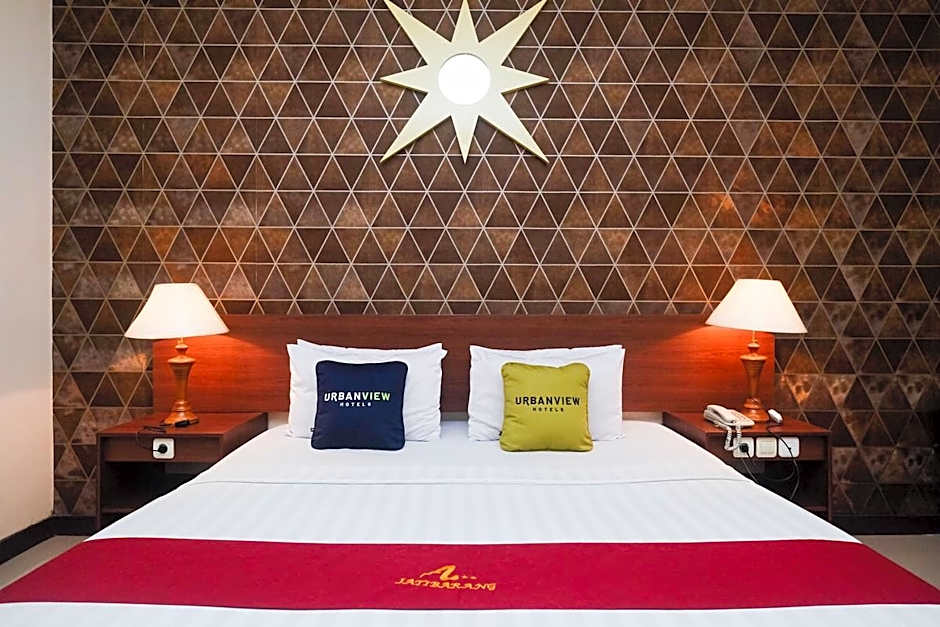 Urbanview Hotel Anggraeni Jatibarang