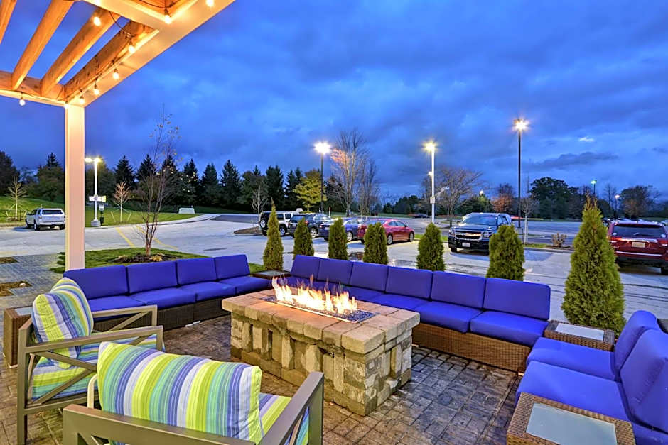 Home2 Suites By Hilton Grand Rapids North