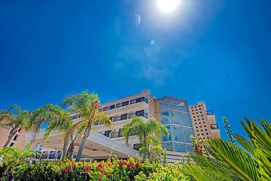 Tsokkos Gardens Hotel