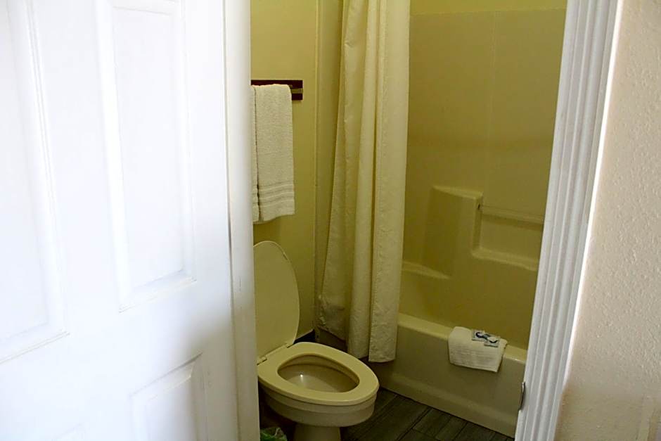 Texas Inn Downtown McAllen near Airport Mall