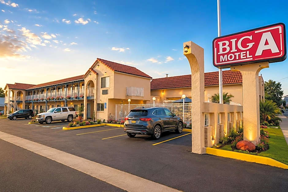 Big A Motel & Suites Near Disneyland Orange County