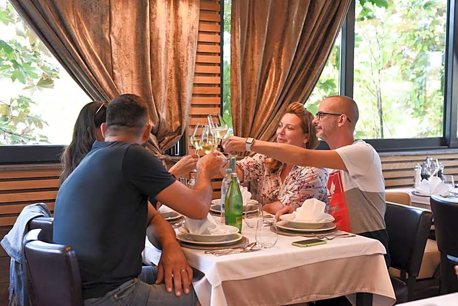 Ethno Houses Plitvice Lakes Hotel