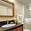 The Garrison Hotel & Suites Dover-Durham, Ascend Hotel Collection