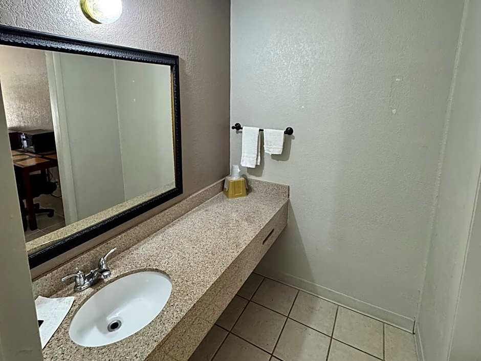 OYO Hotel Phenix City