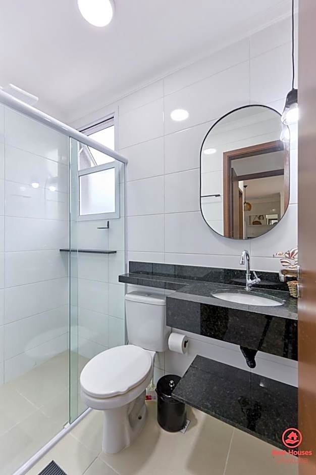 BH27 · BH27: 1 Quadra d Praia, Ar, Churrasqueira, Piscina