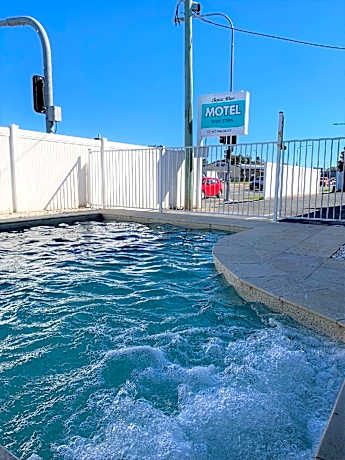 Aqua Blue Motel