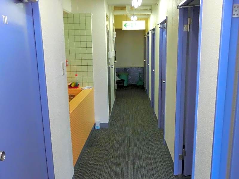 Shochikubai Hostel No.3 - Men Only
