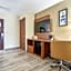 Comfort Inn & Suites Montgomery East Carmichael Rd