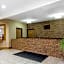 Quality Inn & Suites Chesterfield Village