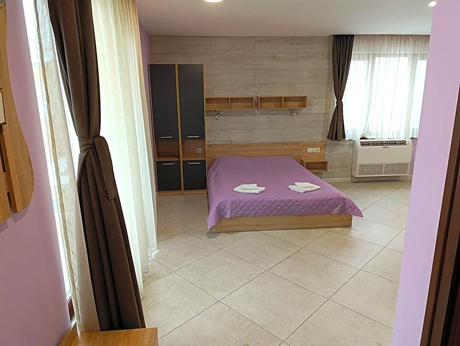 Lime House, Kyustendil