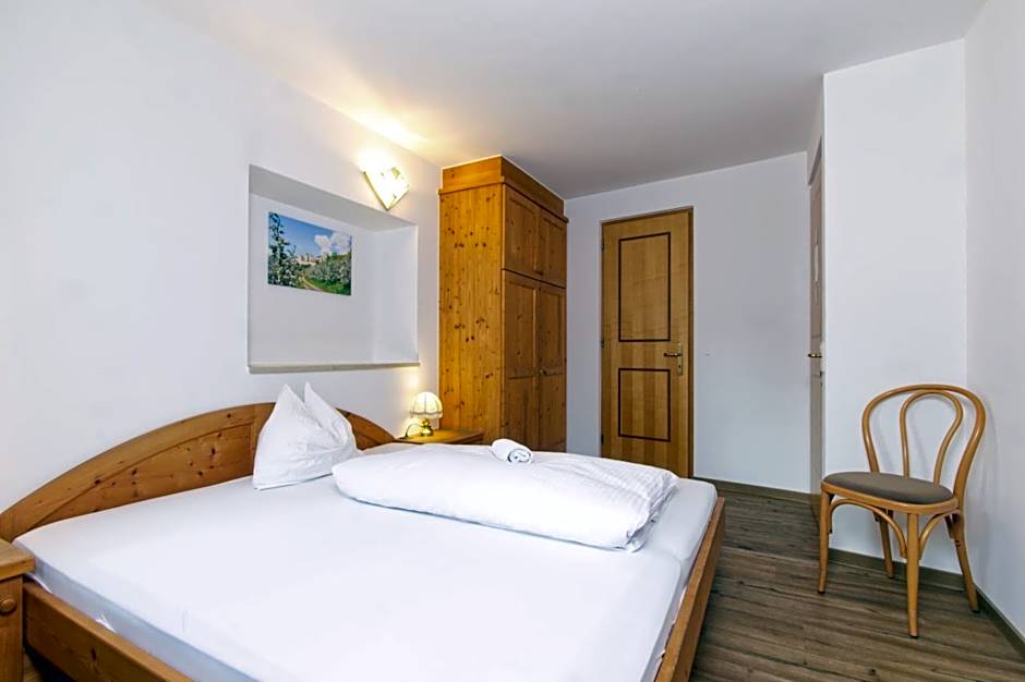 Pension & Residence Astoria