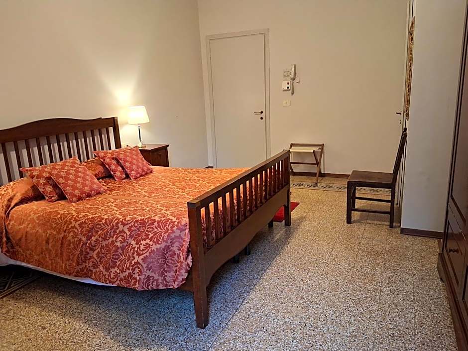 Hotel Tourist House