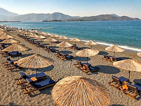 Uras Beach Hotel