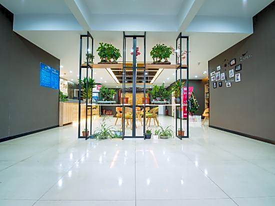 Junyi Hotel (Ningbo Railway Station)