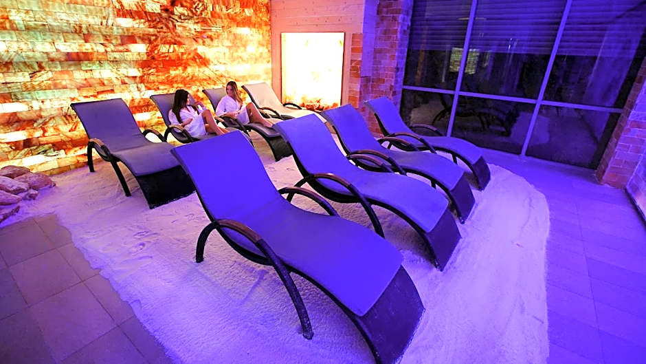 Hotel & Medi-Spa Bialy Kamien