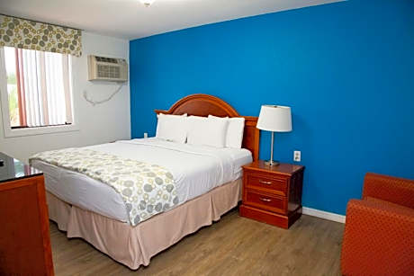 Two-Bedroom King Suite - Balcony