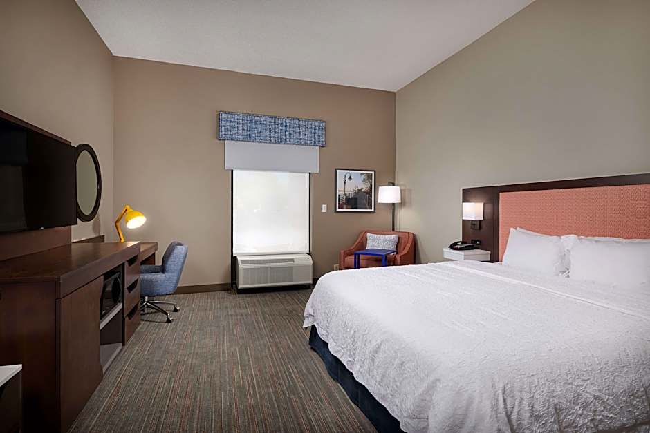 Photo 1 of 4 of 1 King Bed, Hearing/Mobility Accessible, Roll in Shower