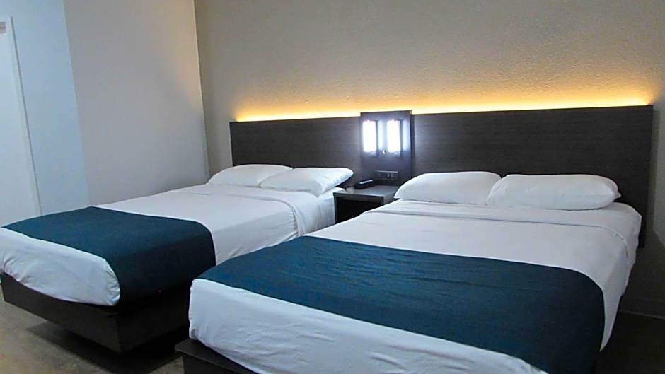 Motel 6-West Des Moines, IA