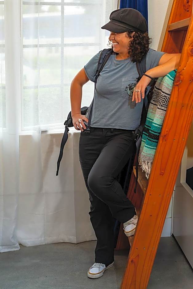 ITH Santa Barbara Beach Hostel