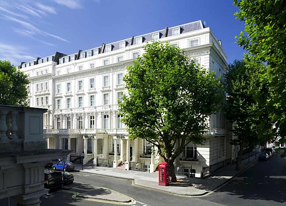 Photo 1 of 57 of Berjaya Eden Park London Hotel