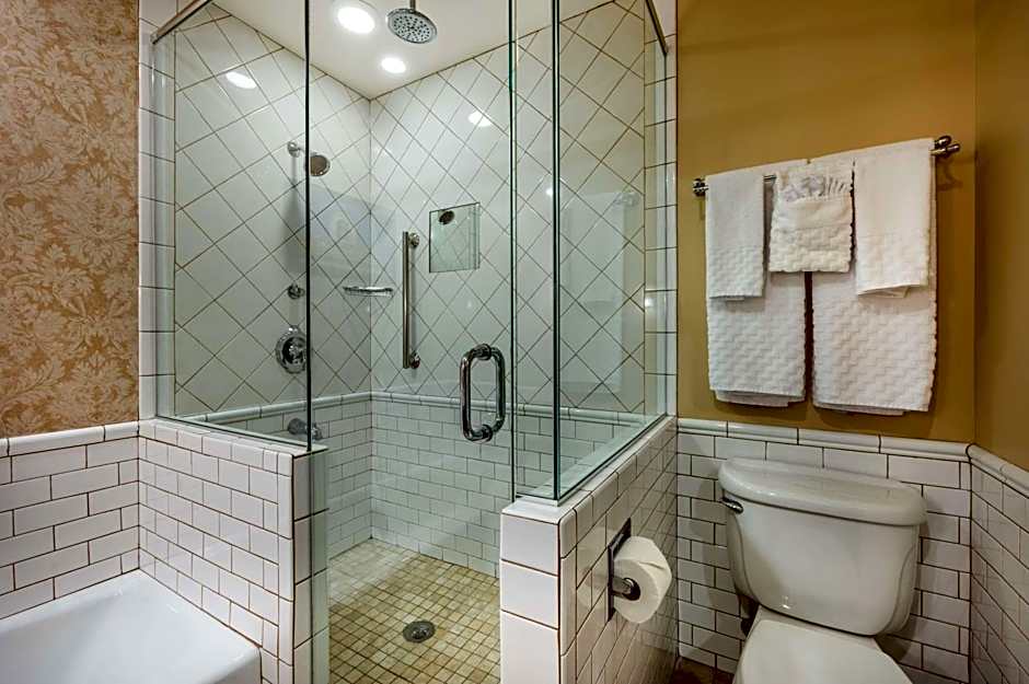 Best Western Premier Mariemont Inn