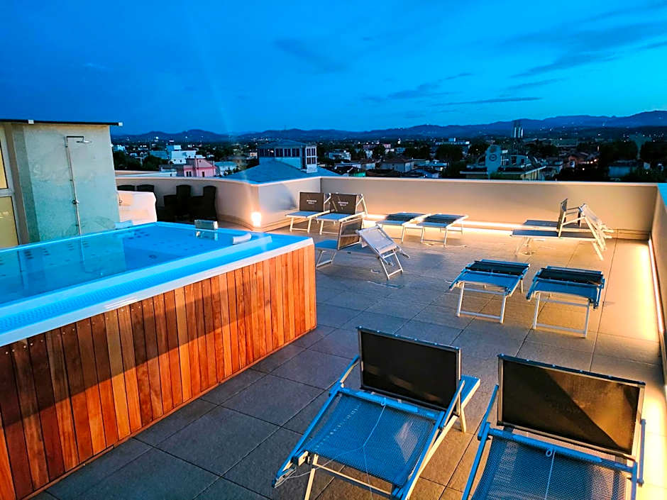 Wally Residence