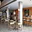Clarion Inn & Suites Conference Center