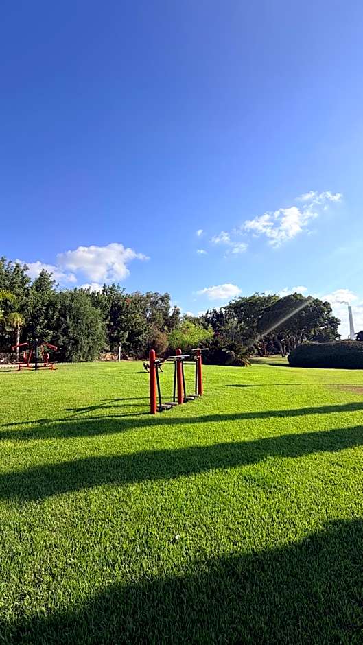 Suite Caesar - Neot Golf