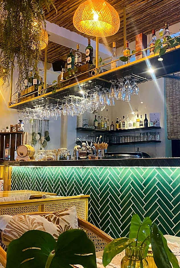 Sairee Sairee Guesthouse