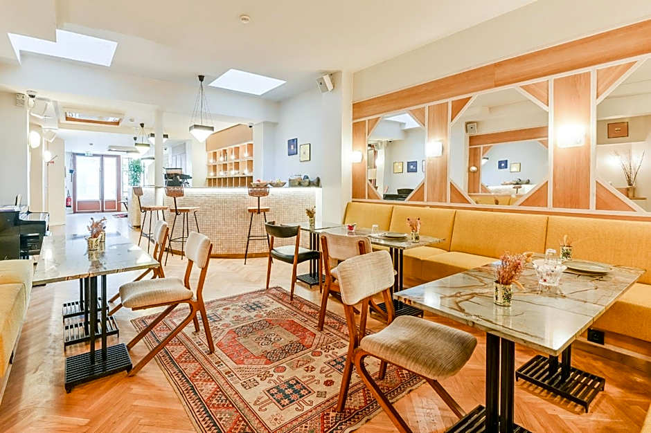 Hotel Habituel