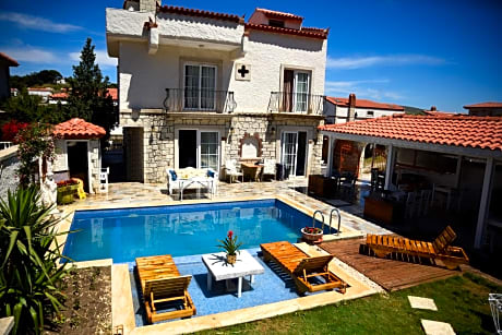 Naz Konak Alaçatı