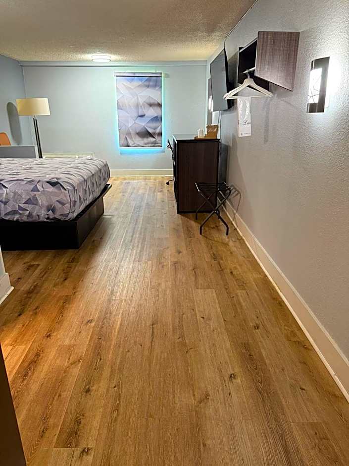 Econo Lodge Montgomery South I-65