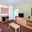 La Quinta Inn & Suites by Wyndham Odessa North