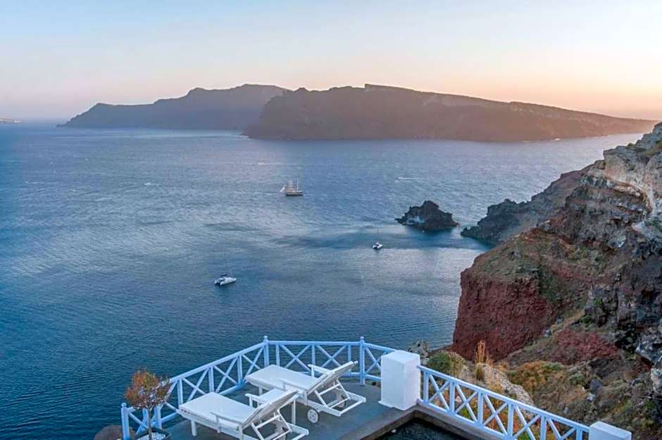 Armeni Village Rooms & Suites