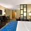 Comfort Suites Commerce